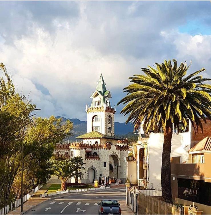 Hotel Caluva Loja Exterior photo